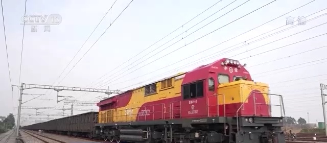 一“路”畅通丨“陆改水”多式联运显优势，保障物流通道高效运转